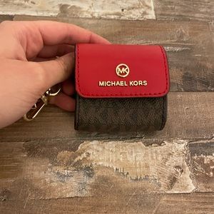 coin purse or AirPods or pro case!